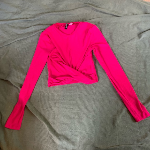 H&M crop top - Picture 1 of 3